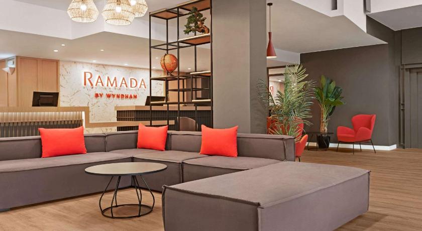 Ramada by Wyndham Valencia Almussafes photo