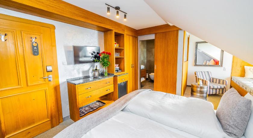 Wellness hotel V Nebi photo