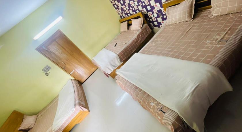 Hotel Garden City photo