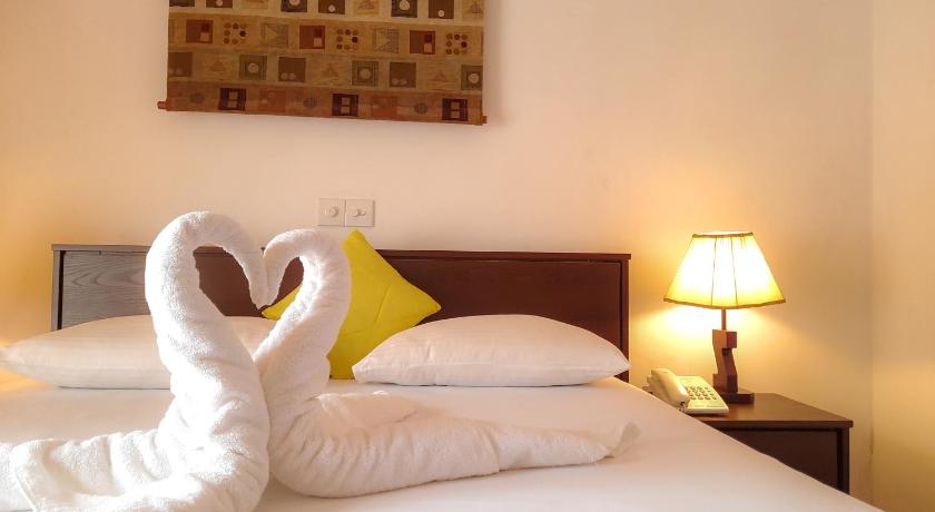 Bentota Hotel Sunset Araliya &amp; Water Sports — Hotel in Bentota