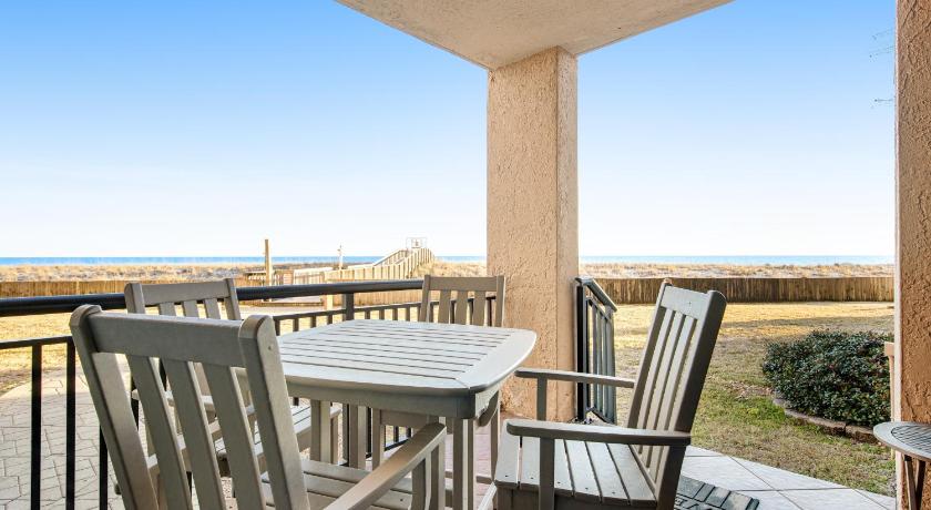 Navarre Towers Condos photo