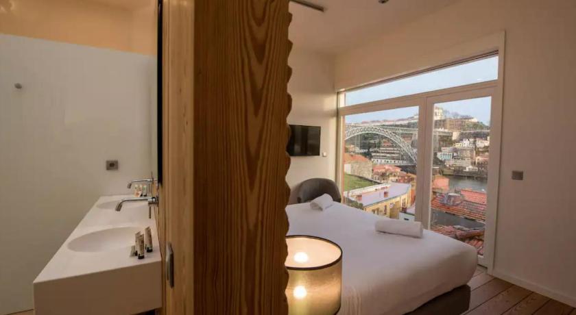 Porto The Central House Porto Ribeira 2-Star Hotel restaurant