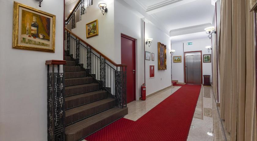 Planeta Inn Hotel photo