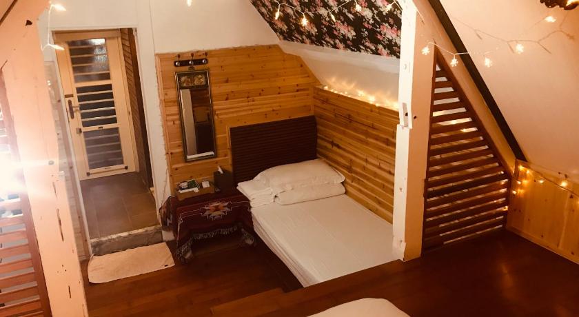 Image of Standard chalet 7