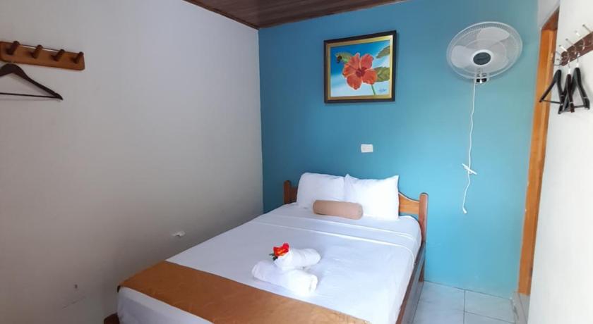 Arenal Poshpacker photo