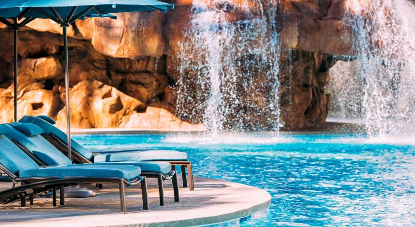 Swimming pool, The Mirage Hotel in Las Vegas (NV)