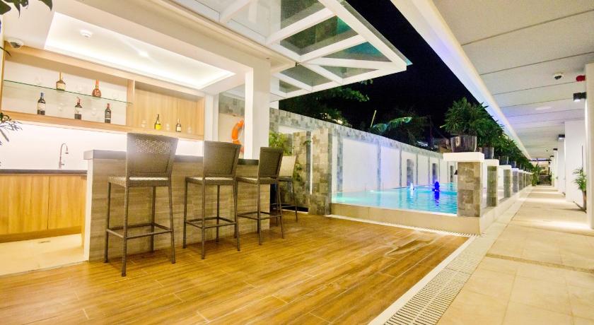 Commander Suites de Boracay - image 10