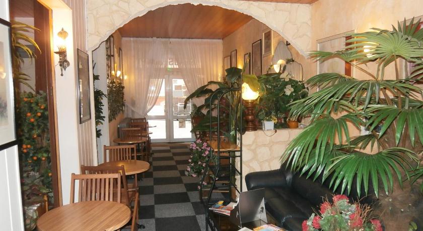 Hotel Beausejour photo
