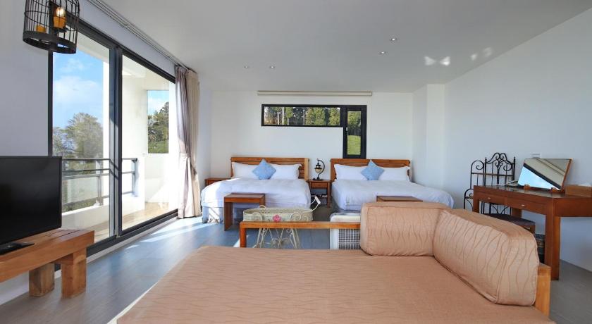 モダンなスタイルの建物　デラックス　クイーンルーム　クイーンベッド2台付 (Modern style building-Deluxe Queen Room with Two Queen Beds)の画像 13