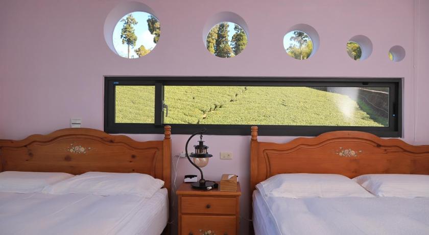 スーペリア　クイーンルーム　クイーンベッド2台付 (Superior Queen Room with Two Queen Beds)の画像 9