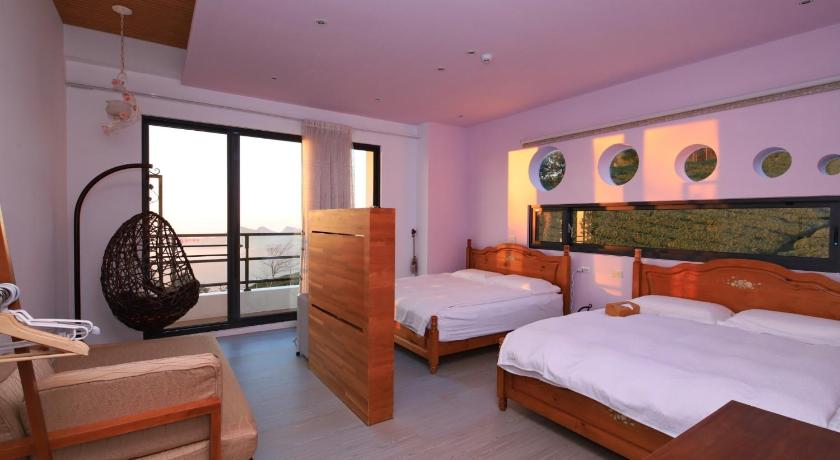スーペリア　クイーンルーム　クイーンベッド2台付 (Superior Queen Room with Two Queen Beds)の画像 3