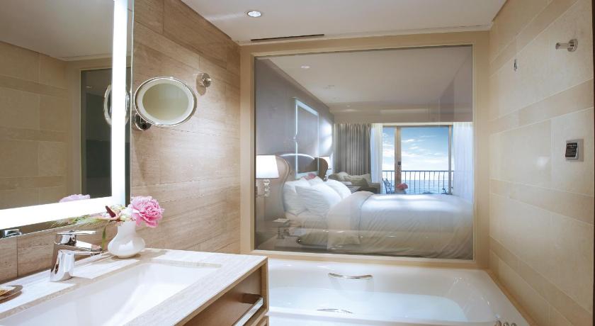 Image of Annex Building Deluxe Ocean View Twin Room with Terrace 2