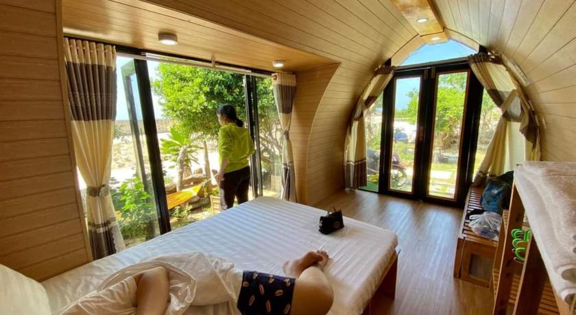 HomeStay LyTiSea photo