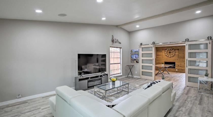 Family-Friendly Garland Home with Private Pool! photo