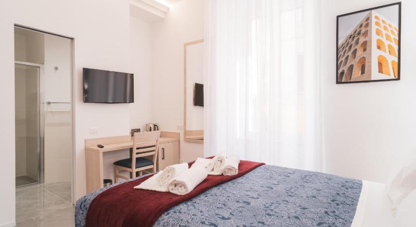 ローマ Lux Pretoria Rooms 4つ星 ホテル プール