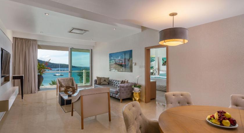 Image de Suite Gouverneur Supérieure avec Vue sur l'Océan - Lit King Size (Superior Governor Suite Ocean View - King Size Bed) 1