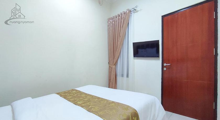 Atmosfer Guest House Sentul photo