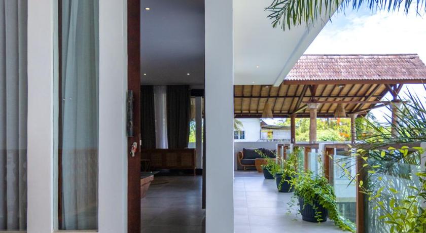 Image of Private Suite with Pool 14