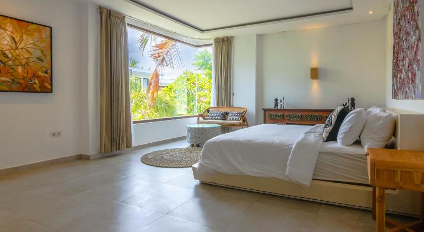 Image of Private Suite with Pool 0