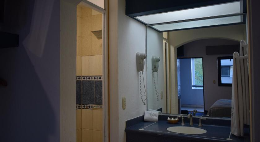 Hotel Pacific photo