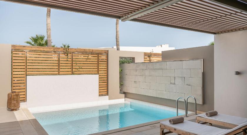 Image of Deluxe Suite with Private Pool 12