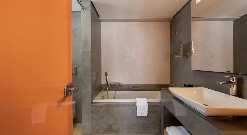 Image of Deluxe Suite with Private Pool 13
