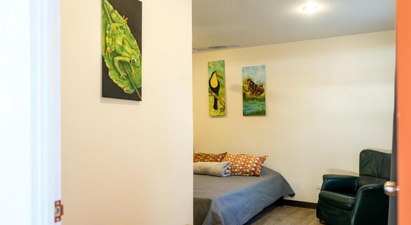 Image of Standard Queen Room 9