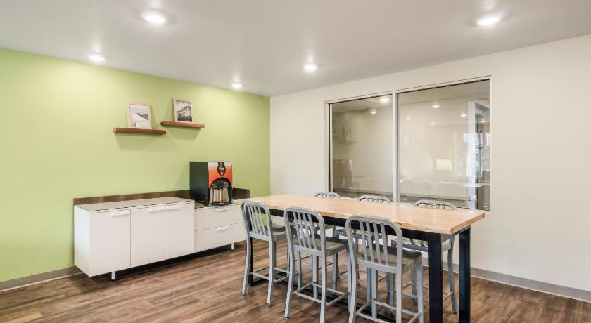 WoodSpring Suites Thornton-North Denver photo