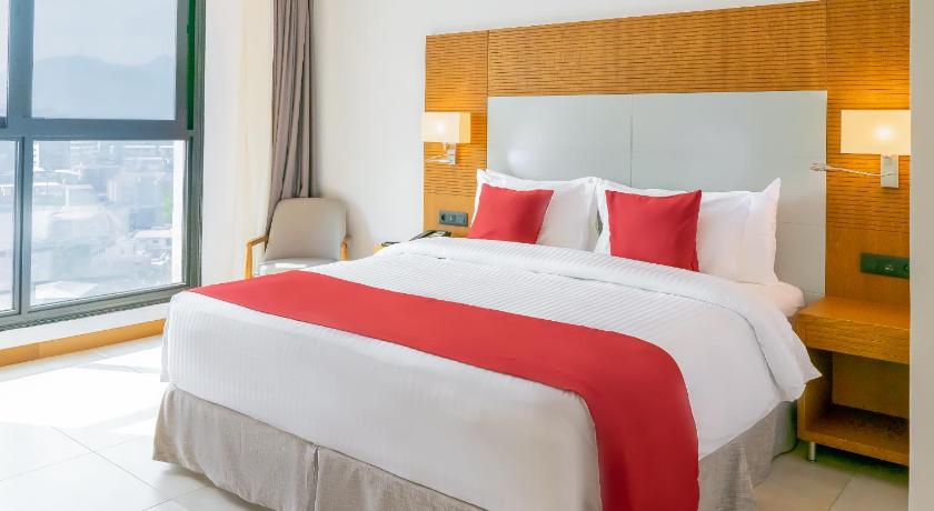 STAR LAND HOTEL BASTOS photo