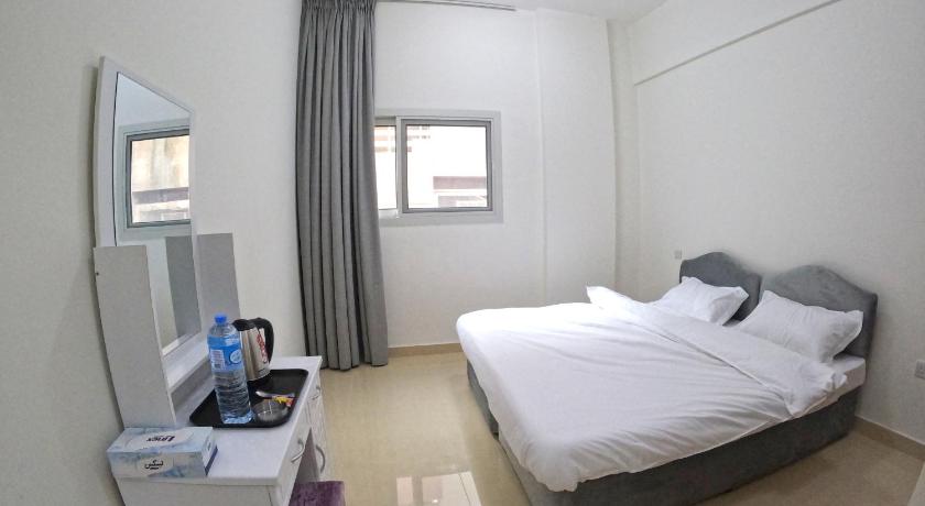 Double or Twin Room with Private Bathroom, Karama Star Residence (Home Stay) in Dubai