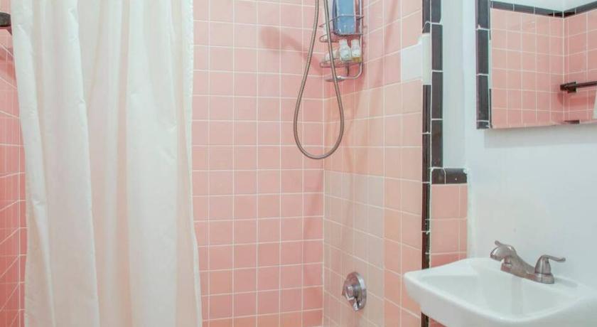 Downtown Studio Apt, Near Grocery And Hospitals photo