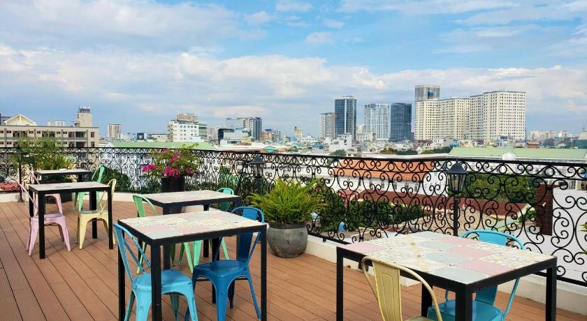 YÊN LIVING BÌNH THẠNH - image 8