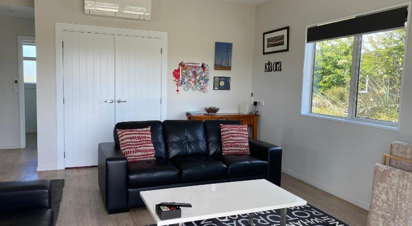 Mahina Cottage photo