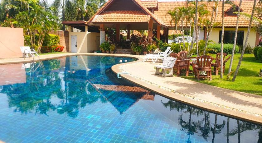 Baan Leelawadee - 4 Bed Villa near Walking Street photo