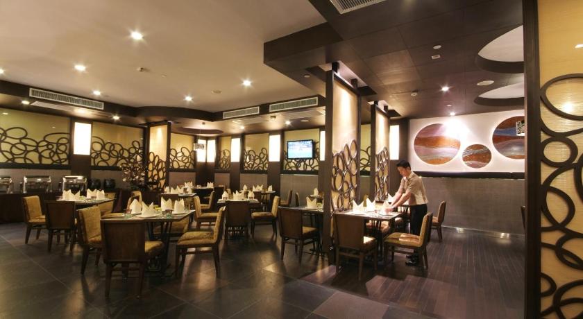 Amora NeoLuxe Suites Hotel - image 16