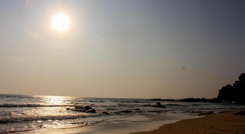 Bentota Hotel Sunset Araliya & Water Sports photo