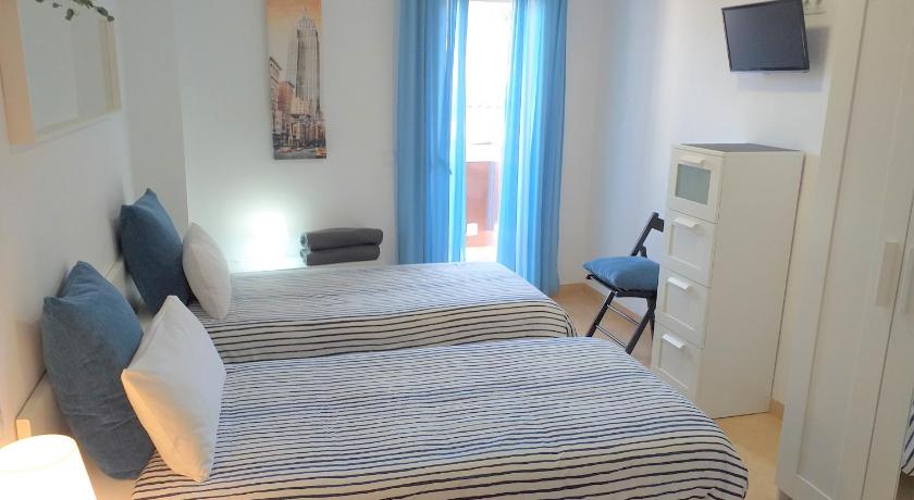 CENTRICO y ACOGEDOR APARTAMENTO — Hotel in Girona