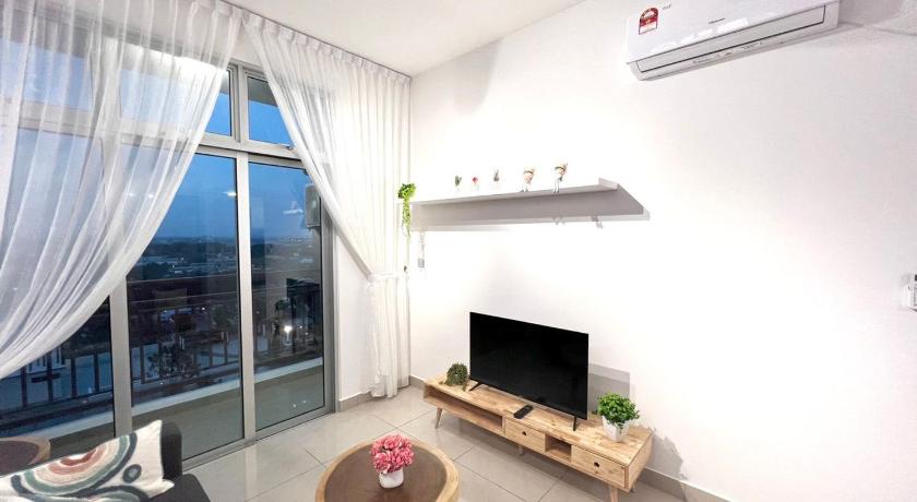 SKS Habitat 461 2BR 4-5pax Larkin Johor Bahru photo