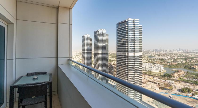 Royal Club By RVHR, Bonnington Residential Tower - JLT photo