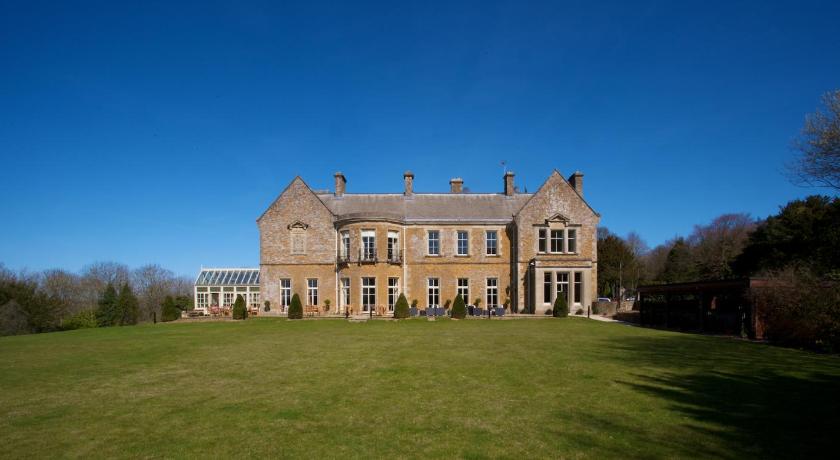 Wyck Hill House Hotel & Spa