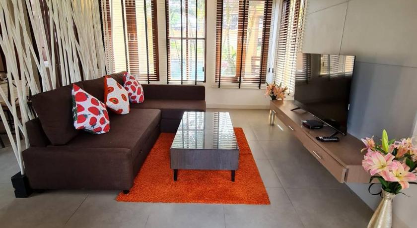 Image of Royal Suite 12