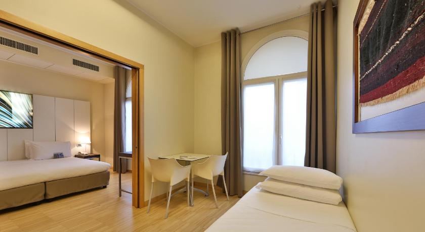 Image of Triple Room 9