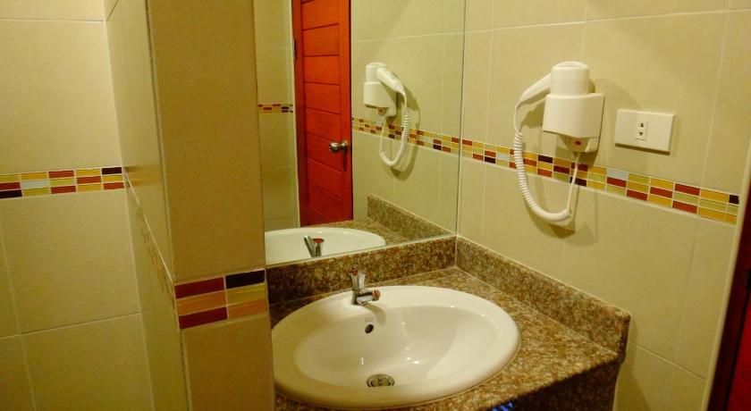 Image of Quadruple Room 11