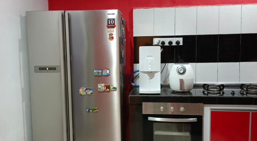 HOMESTAY D'TEPIAN CASA, BANDAR SERI IMPIAN KLUANG photo