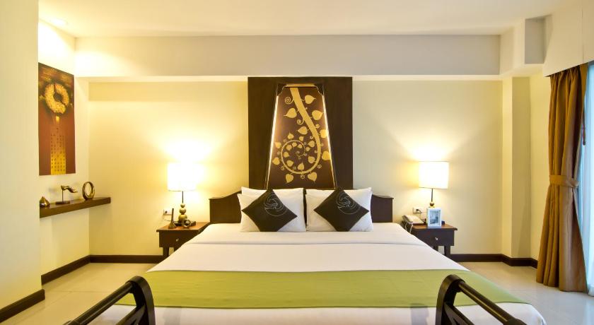 Image of Grand Deluxe Room (1 King Bed) 0