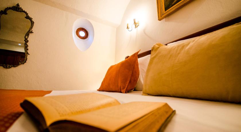 Image of Junior Suite 12