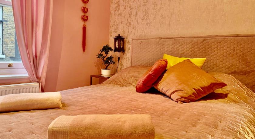 Image of Two-Bedroom Apartment - Cherry Blossom 4