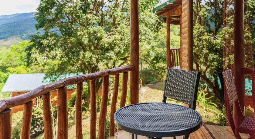 Cedrela Eco-Lodge & Restaurante photo