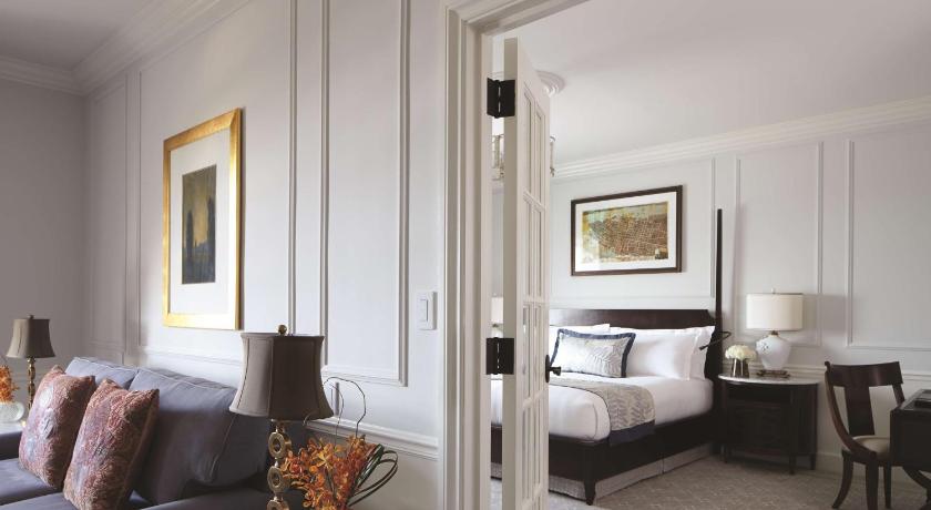 Image of Luxury Club Suite 7