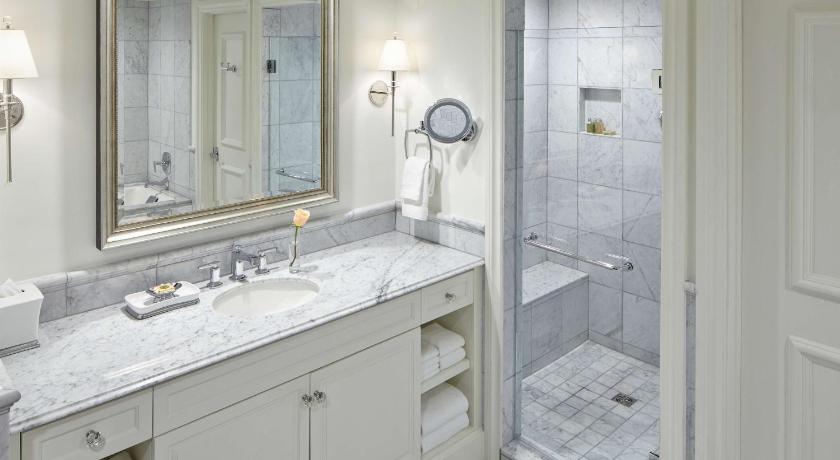 Image of Club One Bedroom Suite 16